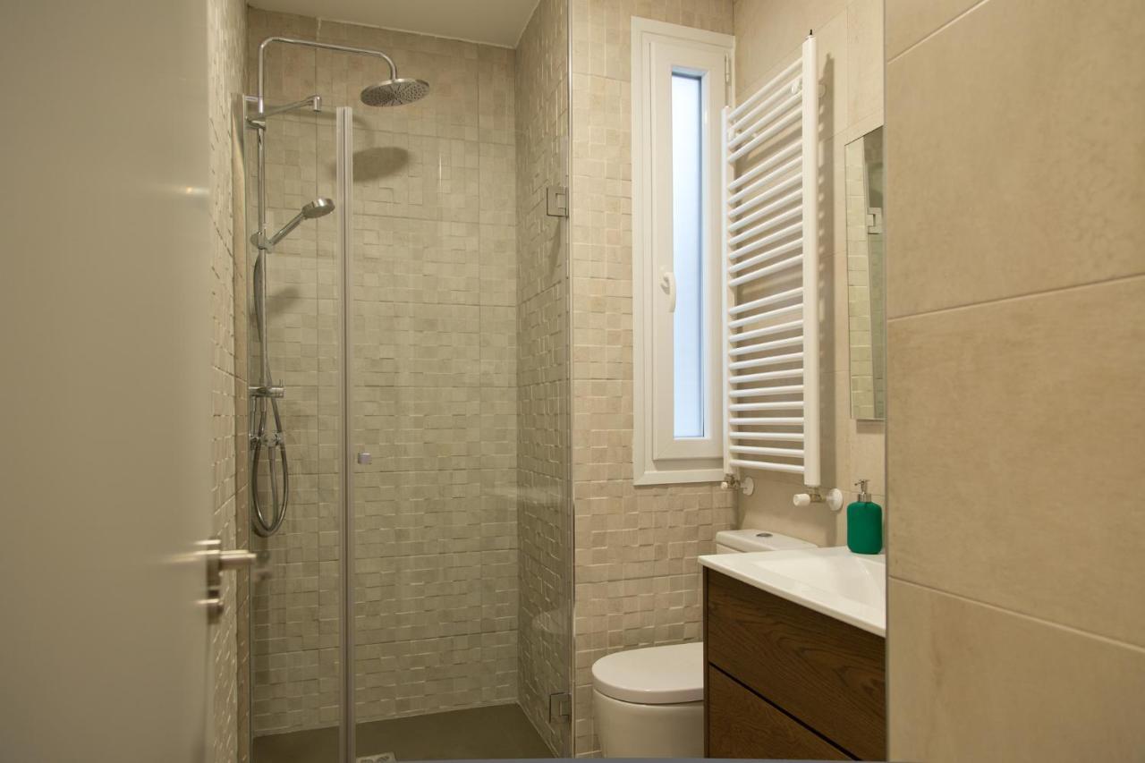 Atico San Nicolas Apartment